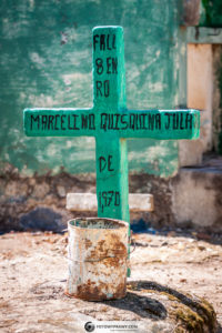 Kolorowy cmentarz nad Jeziorem Atitlan (fotowyprawy.com)